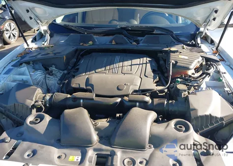 2014 Jaguar Xj из США, поврежденный, VIN SAJWA1CZ1E8V72082